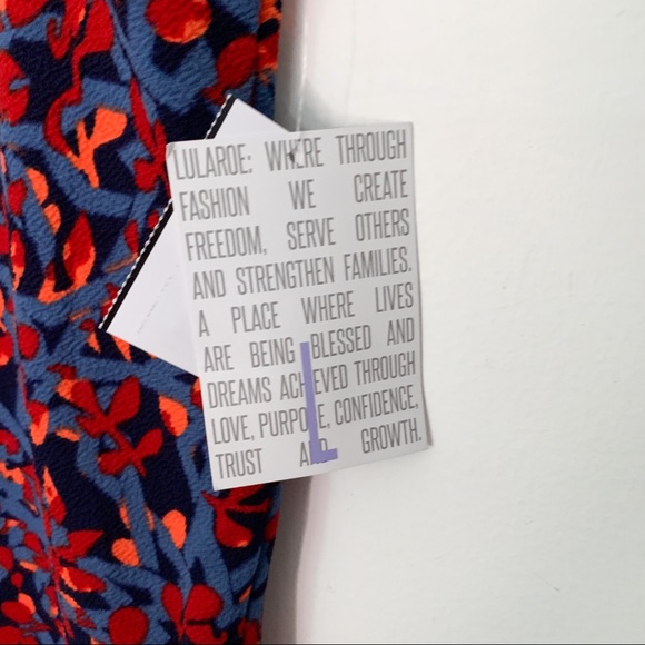 LulaRoe Cassie Skirt NWT LARGE - Picture 3 of 8